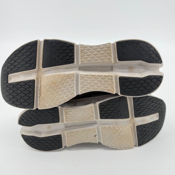 On Cloud Running Shoes Mens 9.5 Black Glacier Cloudgo Sneakers - Picture 6 of 9